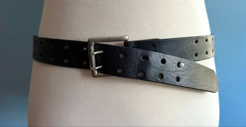 Black Leather Belt w/Dbl Prong Buckle Mens sz 40-44